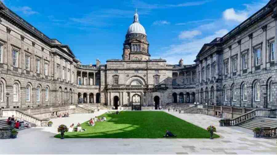 愛丁堡大學(xué)補(bǔ)考掛科怎么申訴